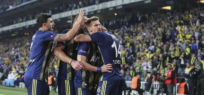 Fenerbahçe'de hazırlıklar başlıyor