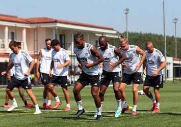 Eksiklikleri bir bir açıkladı! "Beşiktaş o bölgelere transfer yapacak"