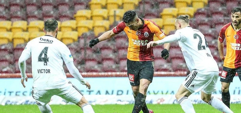 Golcüler sustu