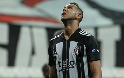 Son dakika spor haberi: Beşiktaş’ta tatilden dönen Josef de Souza ve Welinton karantinaya yakalandı!