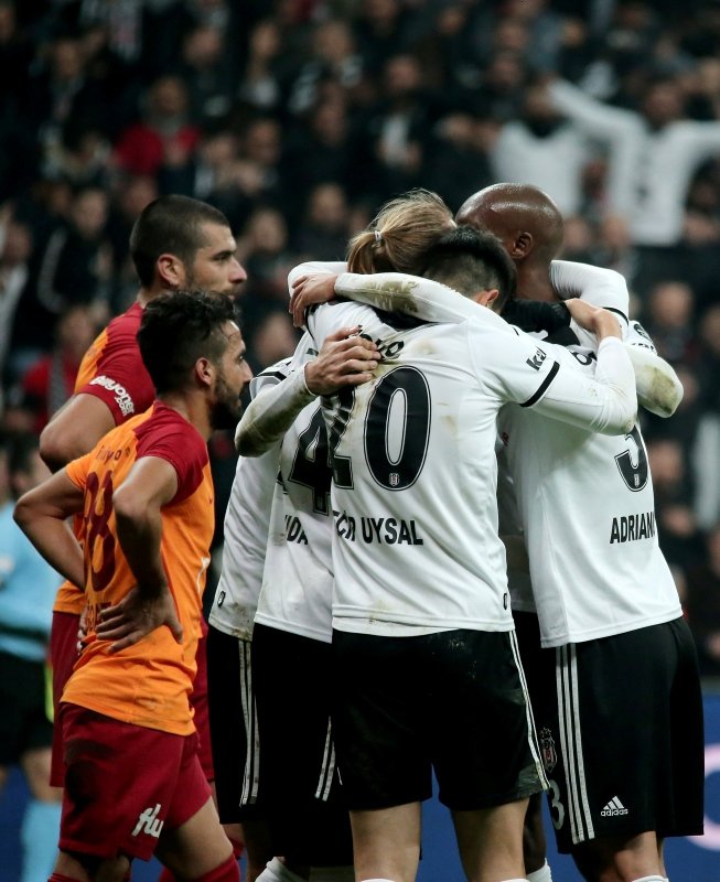 Beşiktaş - Galatasaray maçından kareler
