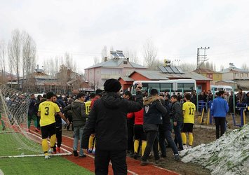 Muş'ta amatör maçta kavga