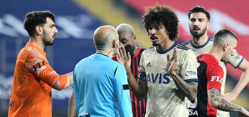 Fenerbahçe'de Gustavo bildiğiniz gibi!