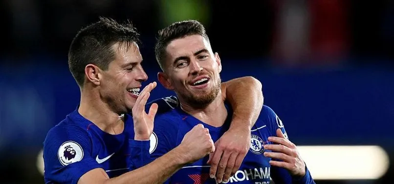Chelsea, City'yi liderlikten etti