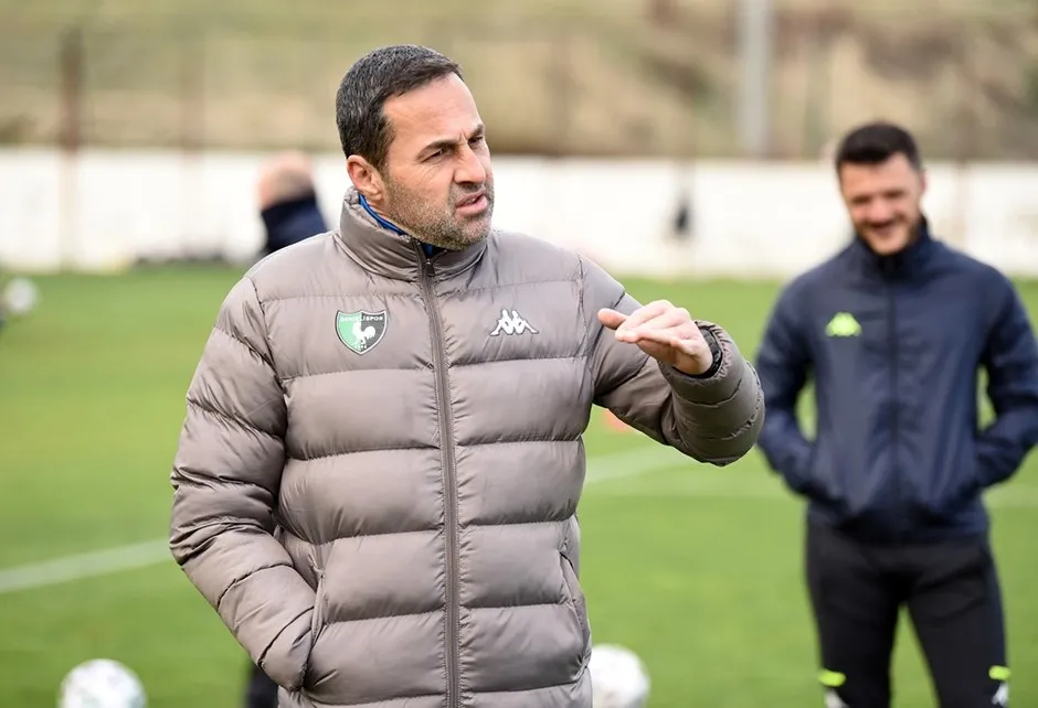 Denizlispor'da Yalçın Koşukavak istifa etti - 1