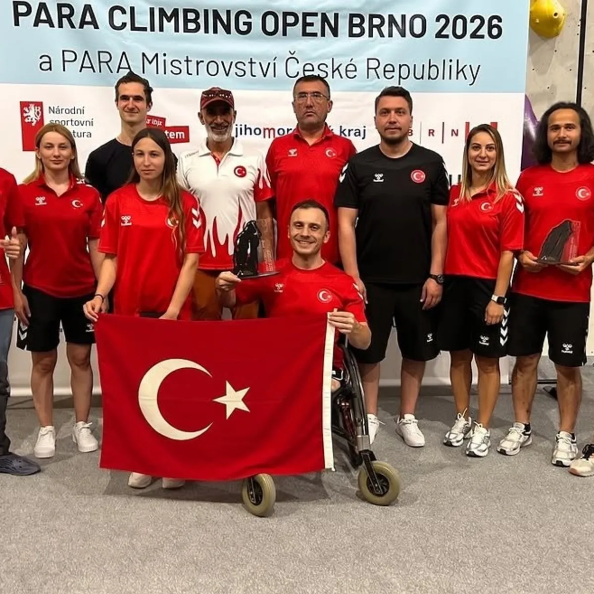 Milli para tırmanışçılar, Çekya'da 3 madalya kazandı