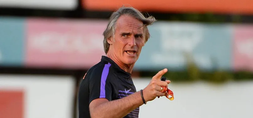 Riekerink neşteri vurdu!