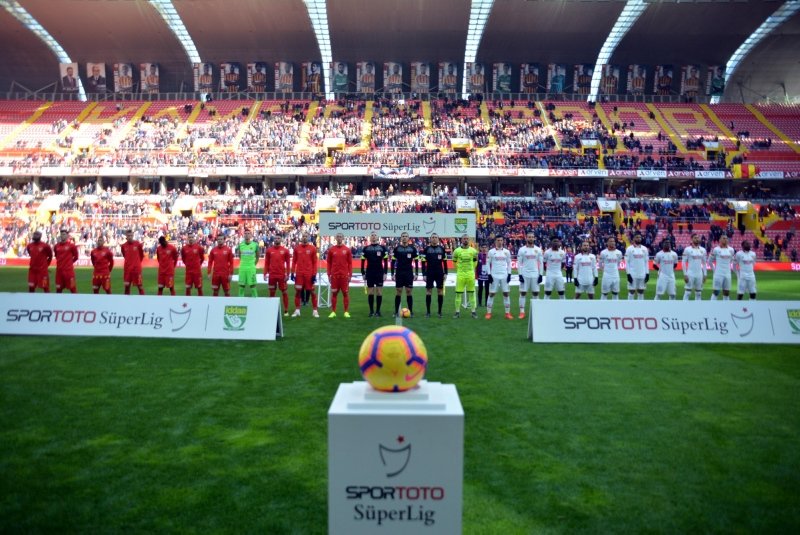 Kayserispor - Göztepe maçından kareler