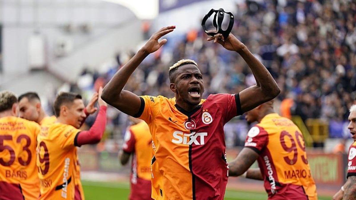 GALATASARAY TRANSFER HABERİ | Manchester United'dan Victor Osimhen atağı! Takas teklifi... GALATASARAY TRANSFER HABERİ | Manchester United'dan Victor Osimhen atağı! Takas teklifi...