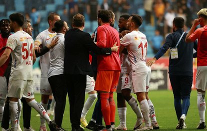 Adana Demirspor - Kayserispor maçı sonrası gergin anlar!