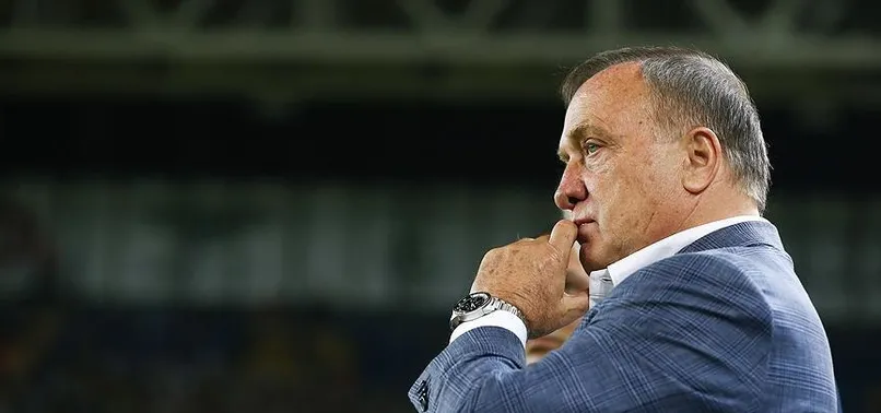 Advocaat, Pereira'nın gerisinde kaldı