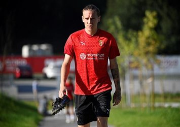 Trabzonspor'dan stoper sürprizi! Beşiktaş'ın eski yıldızı...