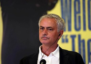F.Bahçe'den transfer operasyonu! Mourinho...