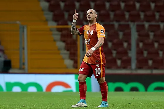 Wesley Sneijder çıldırttı