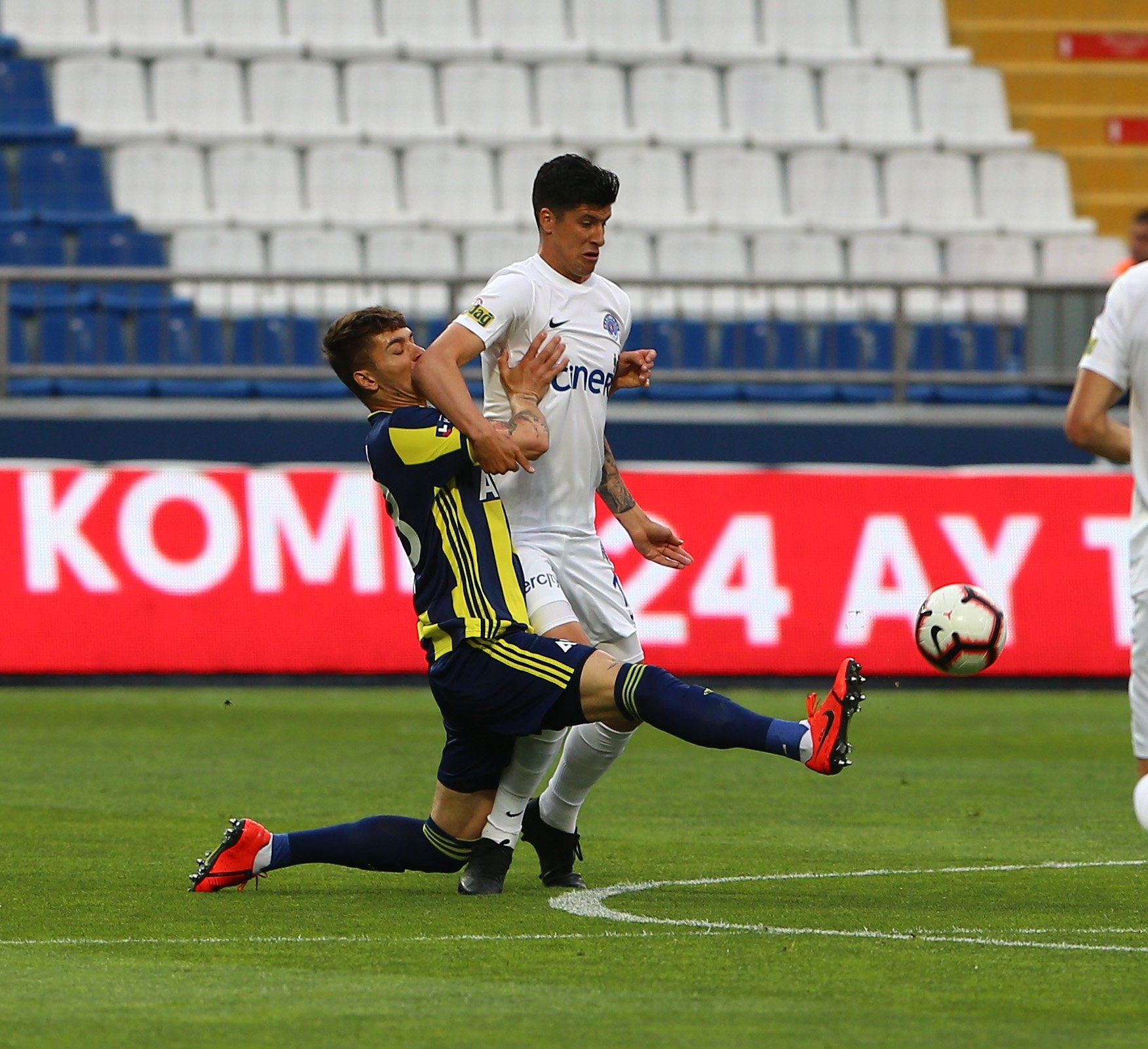 Kasımpaşa - Fenerbahçe maçından kareler