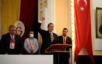 Son dakika spor haberleri: Galatasaray Başkanı Burak Elmas mazbatasını aldı!