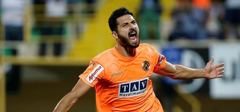 Emre Akbaba Galatasaray Ile Anlasti Aspor