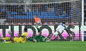 Trabzonspor maçında yürekleri ağza getiren an!