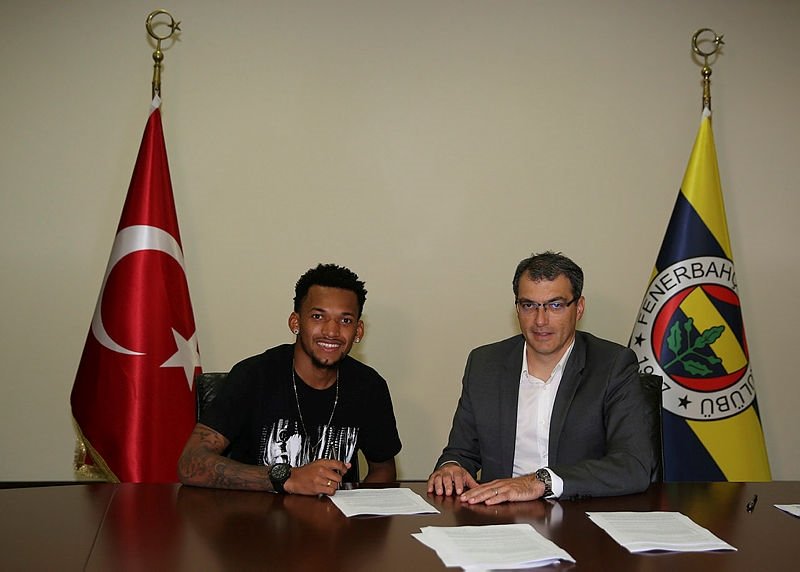 Damien Comolli sezon sonunu bekliyor!
