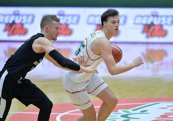 Banvit, Nizhny Novgorod'u farklı geçti