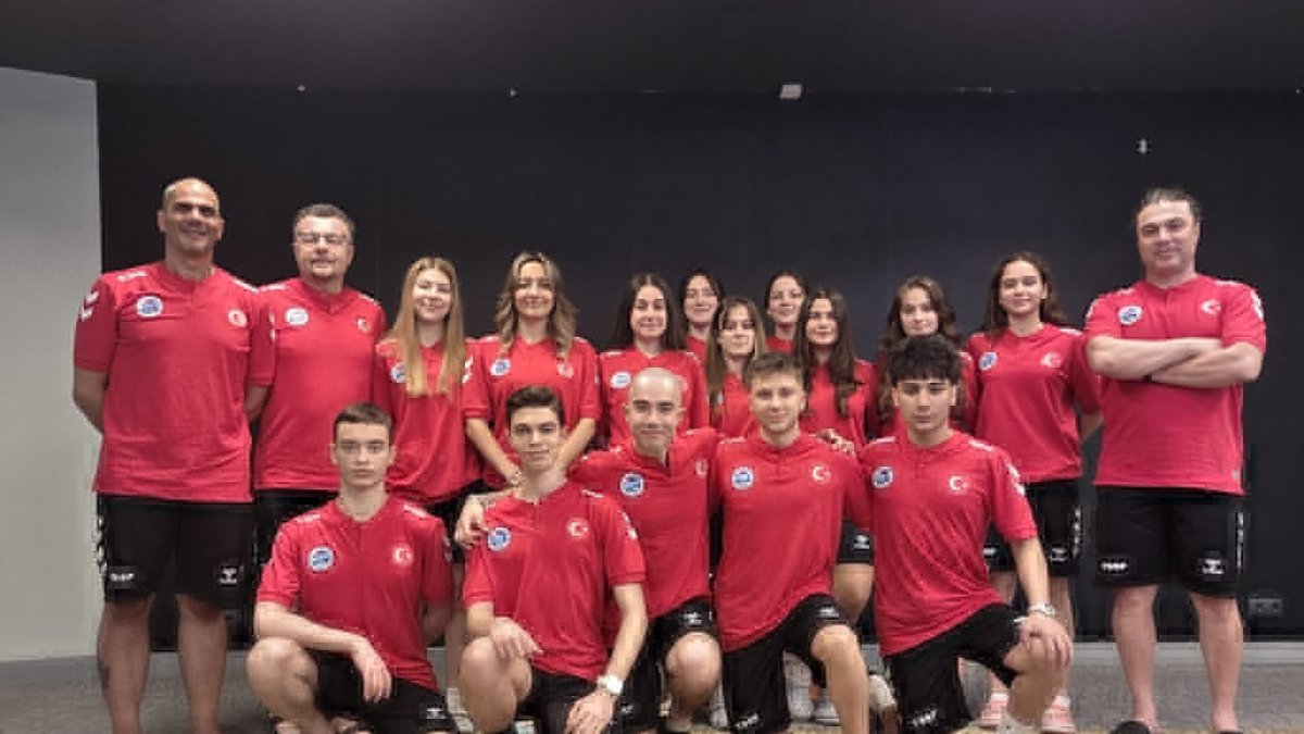 Milli sporcular, Serbest Dalış Havuz Dünya Şampiyonası'nda 14 madalya kazandı