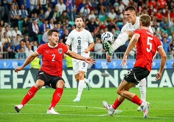 G.Saray'a Avusturya duvarı!