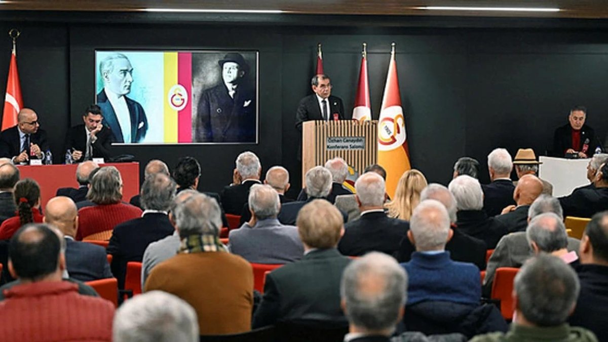 Galatasaray Divan Kurulu'nda gergin anlar!