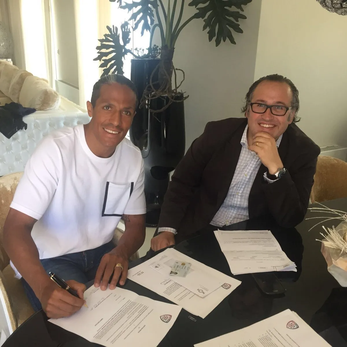 Bruno Alves resmen Cagliari'de - 1
