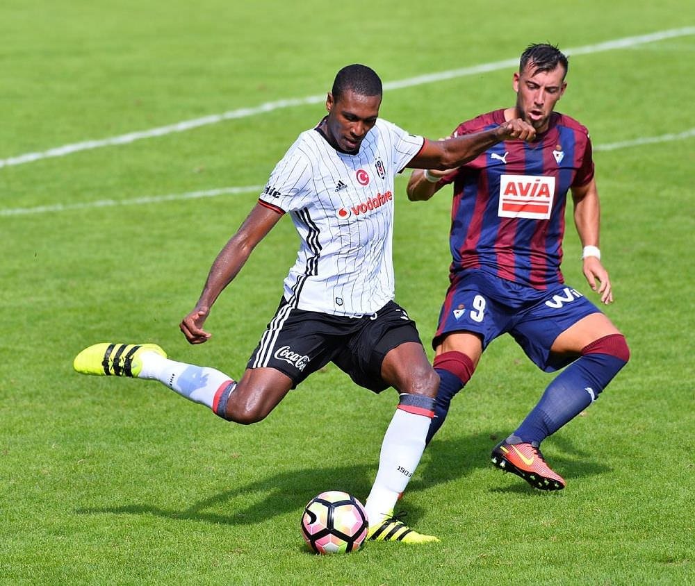 Beşiktaş, Benfica’nın başını döndürecek!