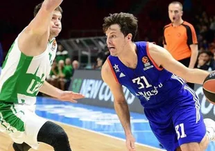 Anadolu Efes Unics Kazan'a şans tanımadı