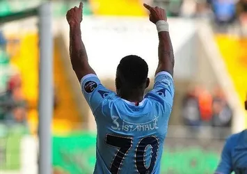 Robinho ilk golünü attı