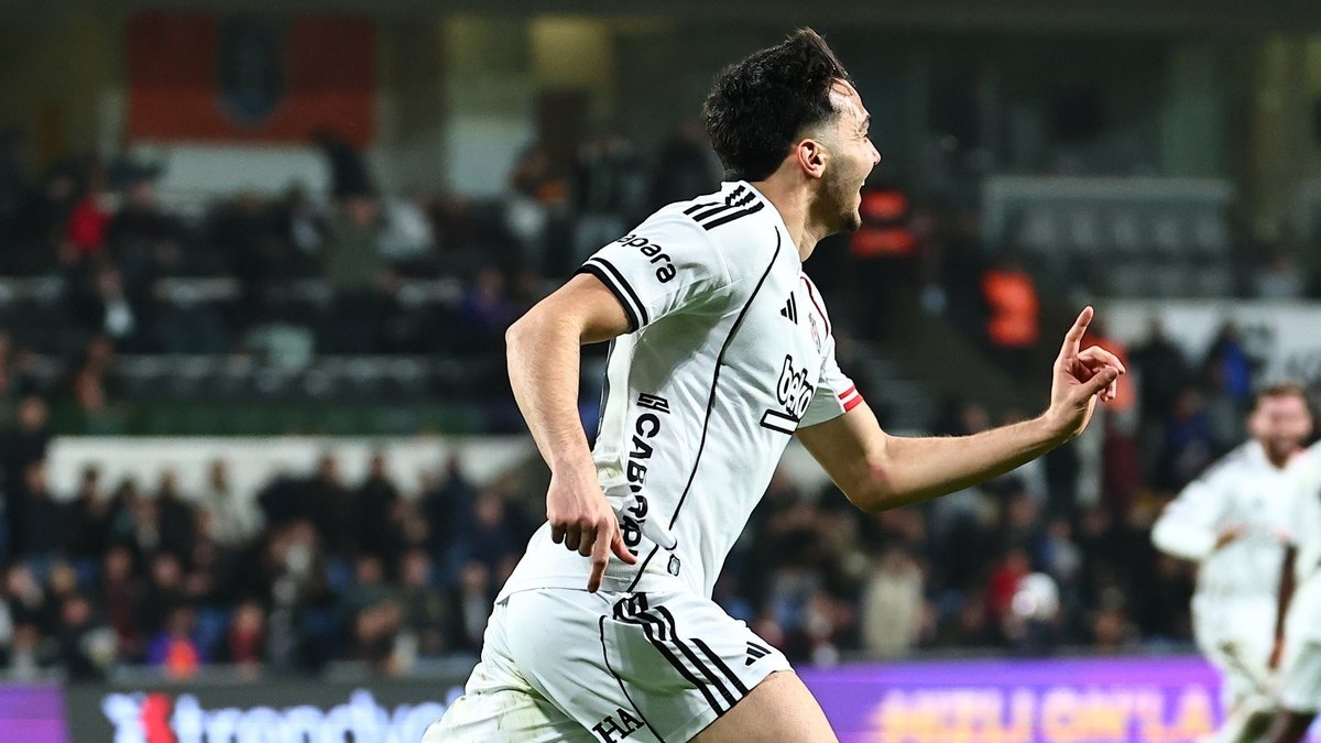 Beşiktaş'ta Mustafa Hekimoğlu Başakşehir maçını değerlendirdi!