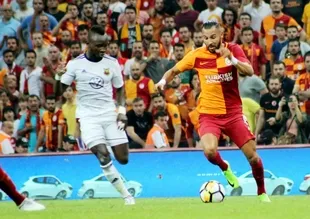 Galatasaray'da büyük protesto!