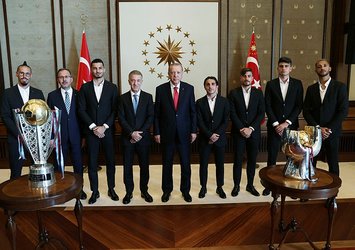 Başkan Erdoğan Trabzonspor'u kabul etti!