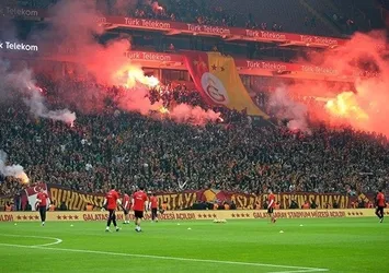 Galatasaray, taraftarıyla buluşuyor