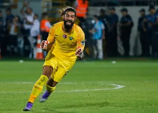 Süper Lig'in yıldızı Galatasaray'a!