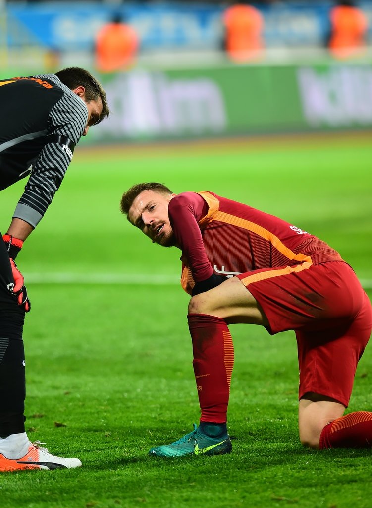 Serdar Aziz içerde misin?