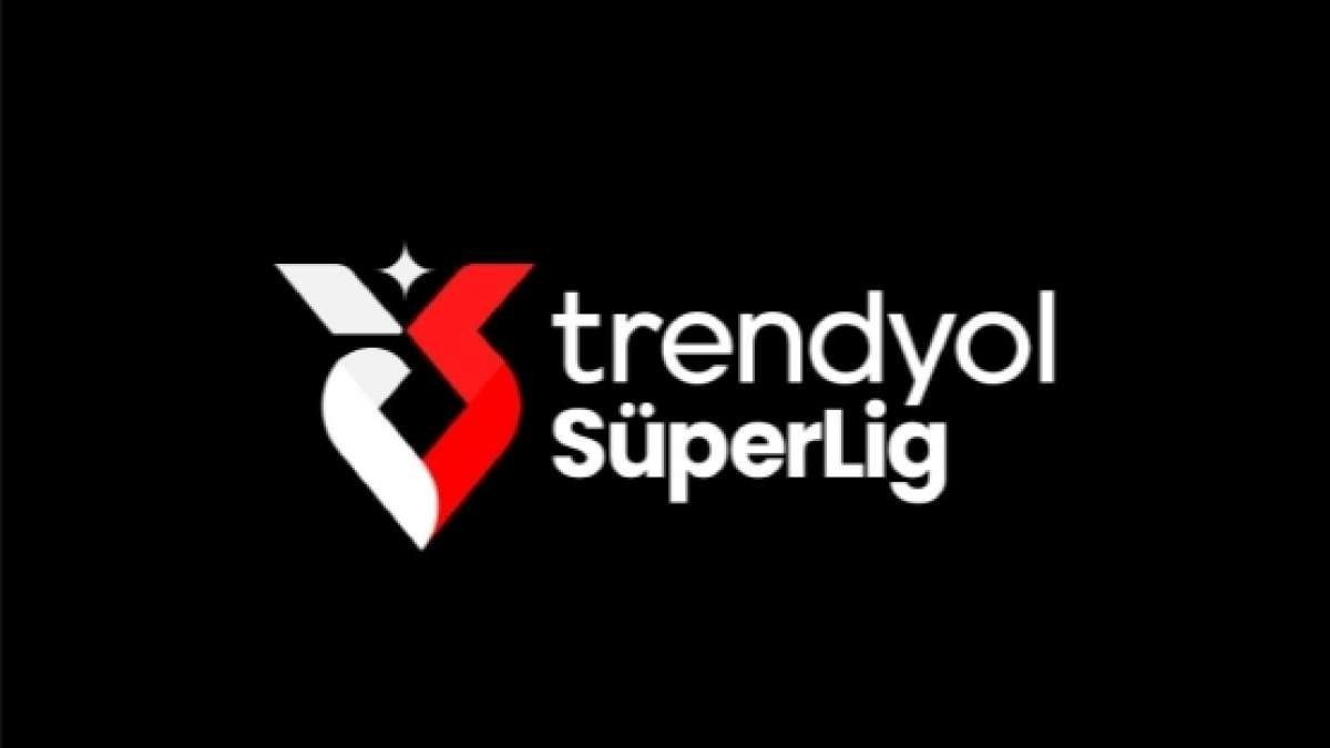 Trendyol Süper Lig'de ilk haftanın hakemleri açıklandı! Trendyol Süper Lig'de ilk haftanın hakemleri açıklandı!