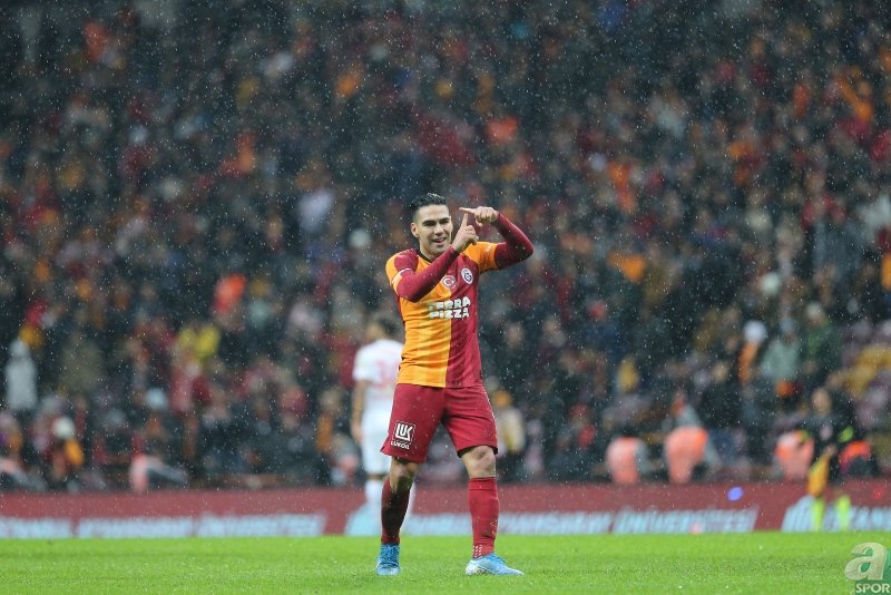 Falcao büyük hayal kırıklığı! 54 gün futbol oynadı 72 gün yattı...