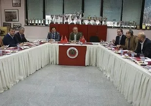 İlhan Cavcav'dan sonra 'duygusal' toplantı