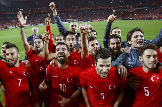 Hangi futbolcu ne kadar prim aldı?