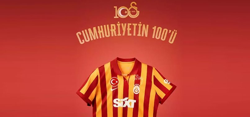 Galatasaray Beşiktaş derbisinde hangi forma ile sahaya çıkacak?