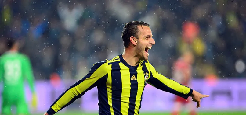 Forvette Soldado ile devam