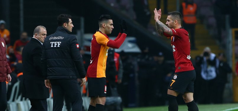 Adem Büyük'ten Falcao'ya flaş sözler! "Para için gelmiş diyorlar ama..."