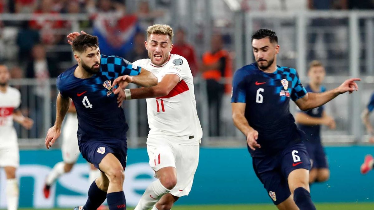 Galatasaray'dan transferde ters köşe! Hırvat yıldız Aslan oluyor Galatasaray'dan transferde ters köşe! Hırvat yıldız Aslan oluyor