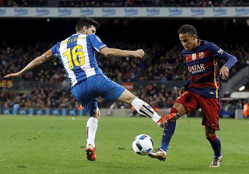 Arda Turan’ın Barcelona’daki ilk maçında olay