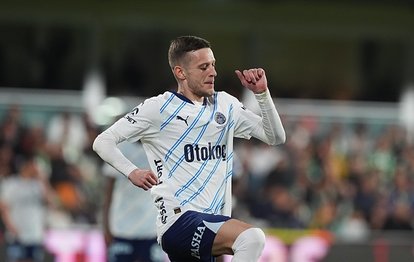 Fenerbahçe’den Sebastian Szymanski kararı!