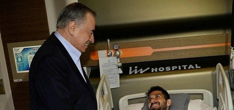 Mustafa Cengiz'den Emre Akbaba'ya ziyaret