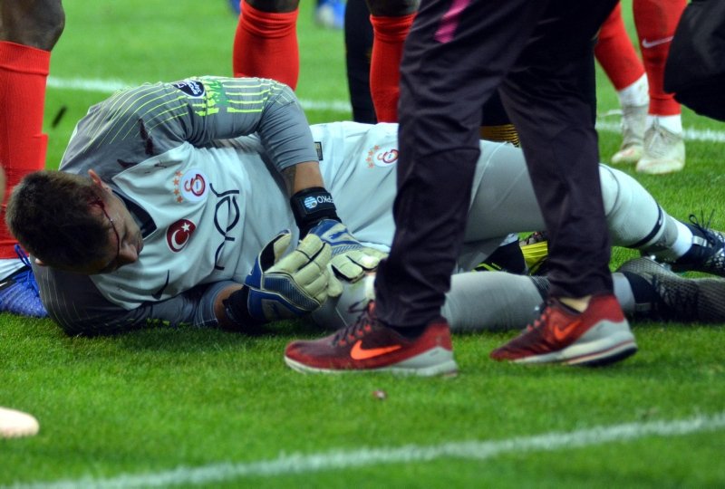 Muslera’dan büyük fedakarlık!