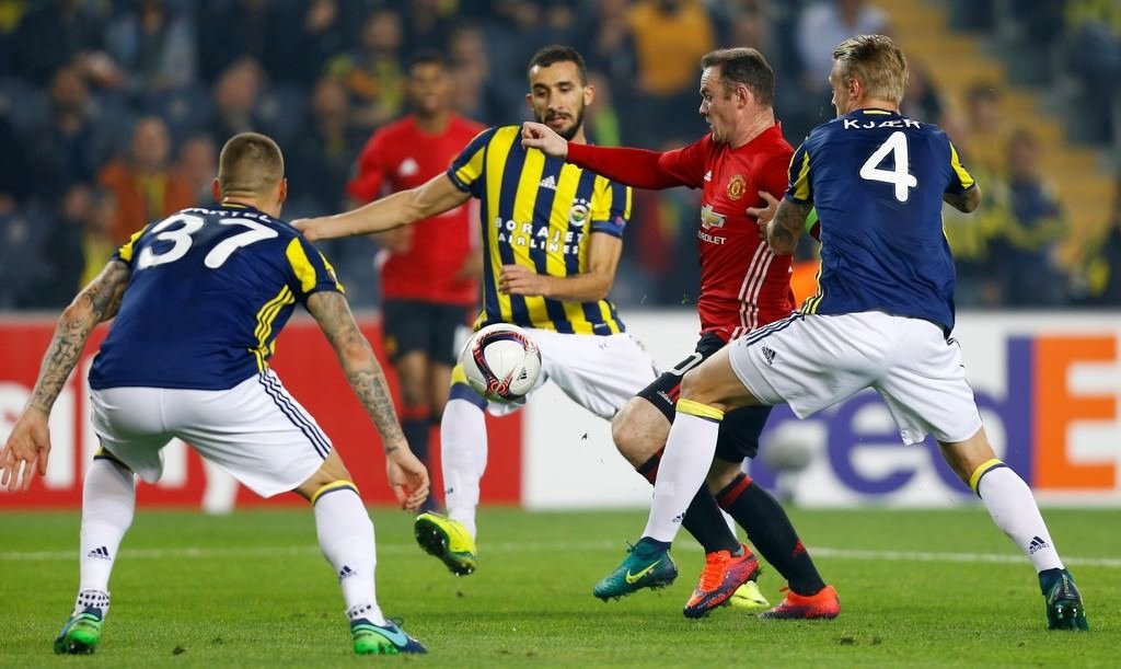 Fenerbahçe - Manchester United maçından kareler